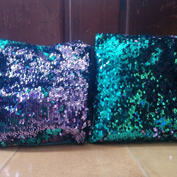 Mini sequin pillows mermaid like - Picture 4 of 5